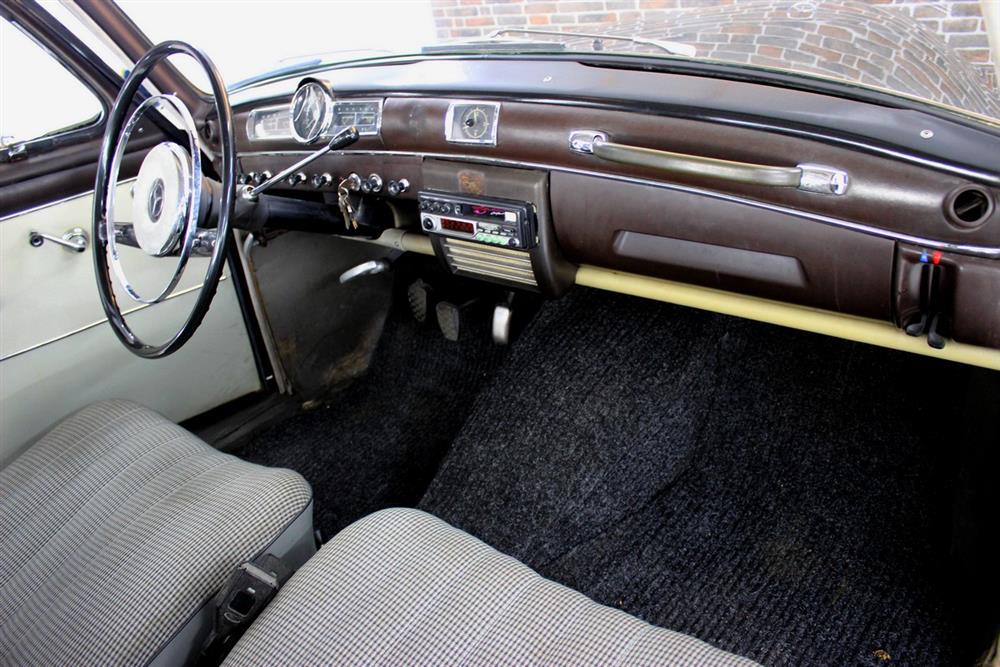 Mercedes-Benz 190 B Görsel 13