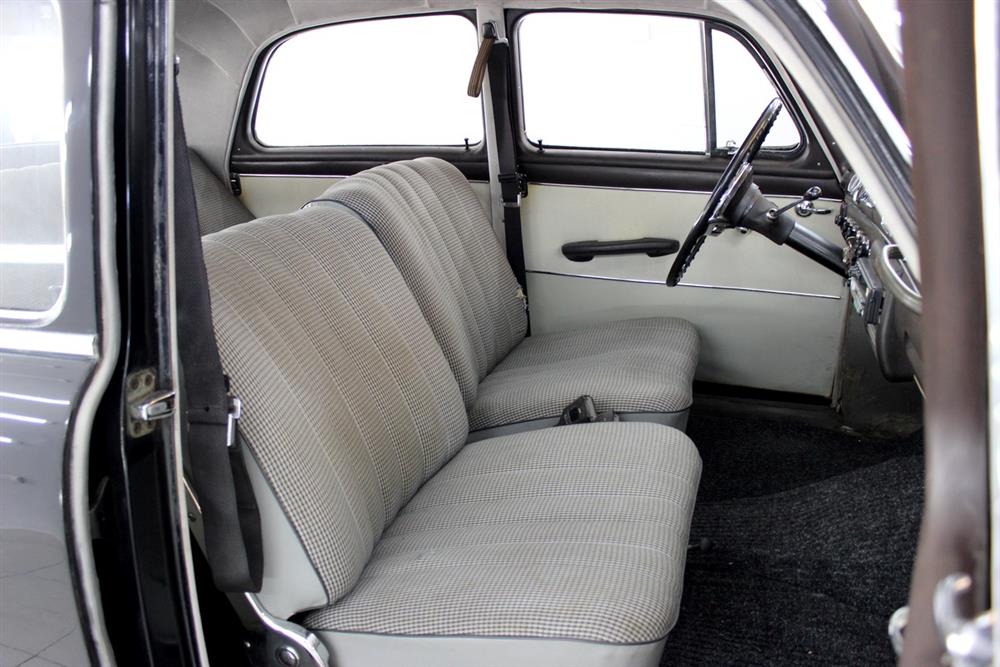 Mercedes-Benz 190 B Görsel 12