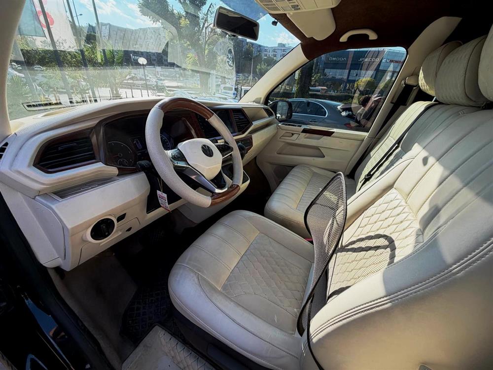 Volkswagen Transporter 2,0 TDI VIP Görsel 18