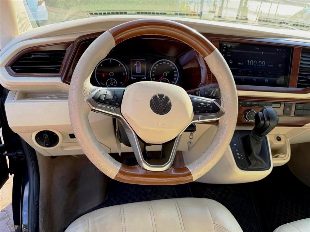 Volkswagen Transporter 2,0 TDI VIP Görsel 17