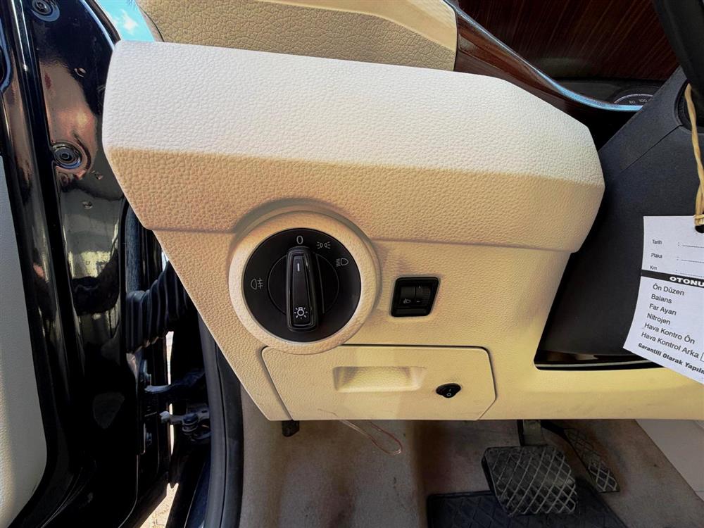 Volkswagen Transporter 2,0 TDI VIP Görsel 12